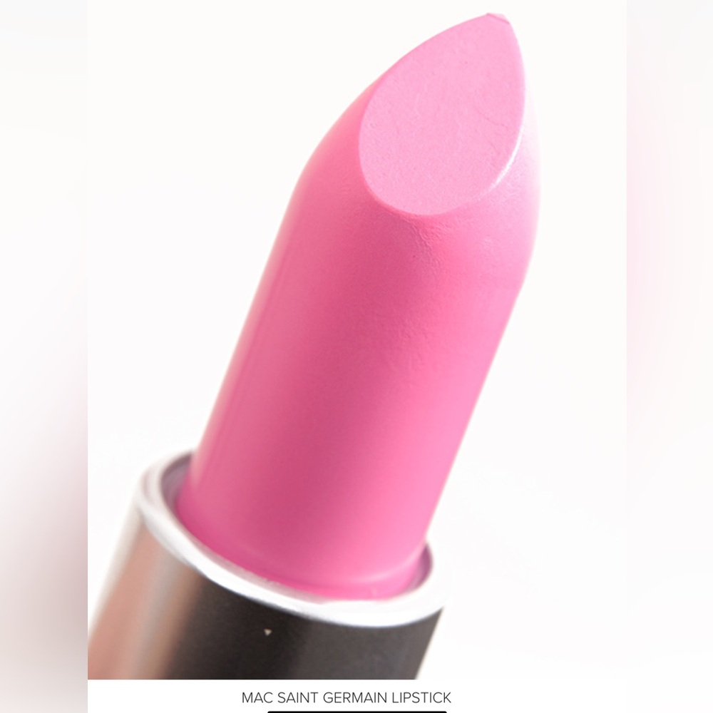 MAC Amplified Creme Lipstick in Saint Germain - BNIB & Original Formula